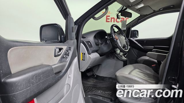 Hyundai Grand Starex Van 5-Seater Modern 2019 — фото 10