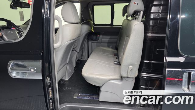 Hyundai Grand Starex Van 5-Seater Modern 2019 — фото 11