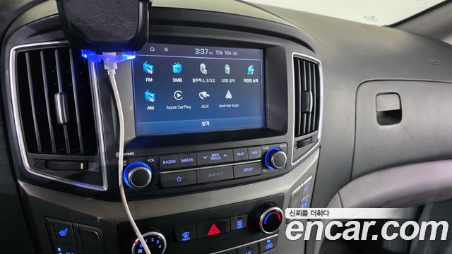 Hyundai Grand Starex Van 5-Seater Modern 2019 — фото 13