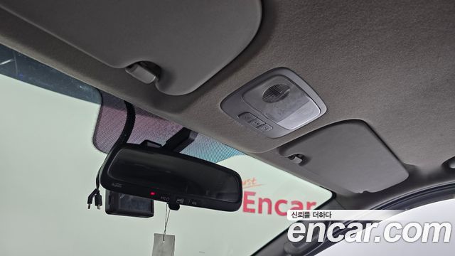 Hyundai Grand Starex Van 5-Seater Modern 2019 — фото 29
