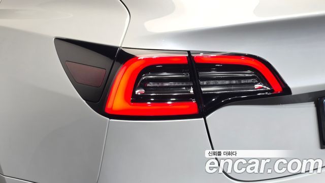 Tesla Model 3 Long Range AWD 2020 — фото 29