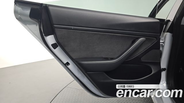 Tesla Model 3 Long Range AWD 2020 — фото 31