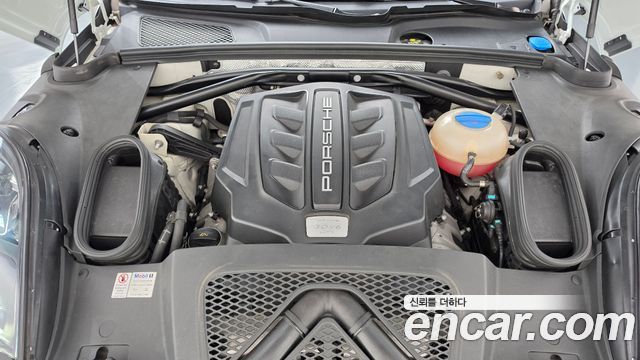 Porsche Macan 3.0 GTS 95B 2017 — фото 6