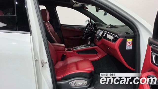 Porsche Macan 3.0 GTS 95B 2017 — фото 11