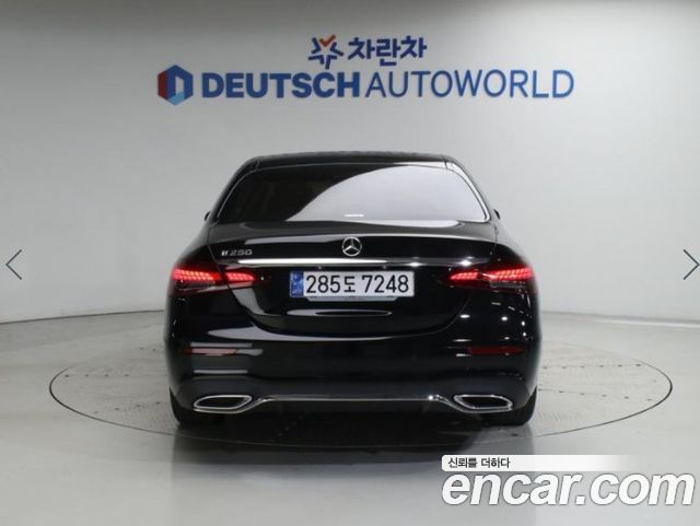 Mercedes-Benz E-Class (W213) E250 AMG Line 2023 — фото 4
