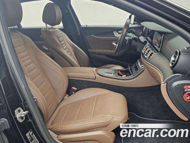 Mercedes-Benz E-Class (W213) E250 AMG Line 2023 — фото 10