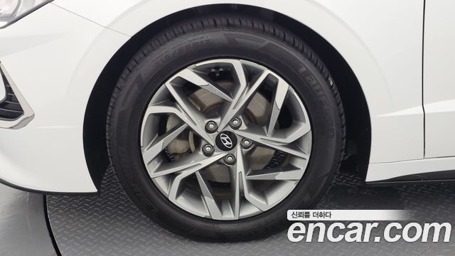Hyundai Sonata (DN8) 2.0 LPG(rental car) Smart 2020 — фото 5