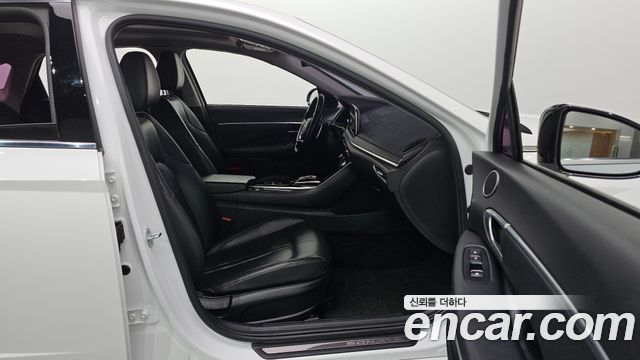 Hyundai Sonata (DN8) 2.0 LPG(rental car) Smart 2020 — фото 18