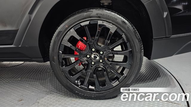 KG Mobility (SsangYong) Torres Gasoline 1.5 4WD Black Edition 2024 — фото 21