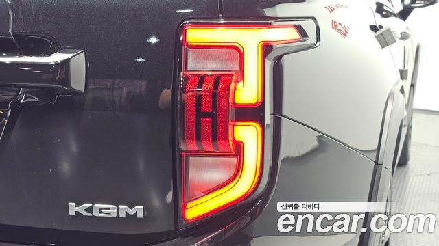 KG Mobility (SsangYong) Torres Gasoline 1.5 4WD Black Edition 2024 — фото 23
