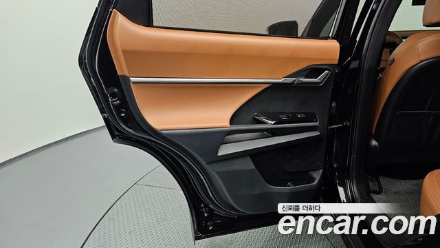 KG Mobility (SsangYong) Torres Gasoline 1.5 4WD Black Edition 2024 — фото 25
