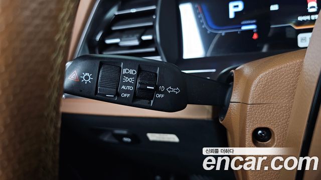 KG Mobility (SsangYong) Torres Gasoline 1.5 4WD Black Edition 2024 — фото 30
