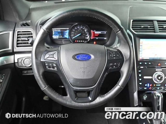 Ford Explorer 2.3 Limited 4WD 5th 2016 — фото 17