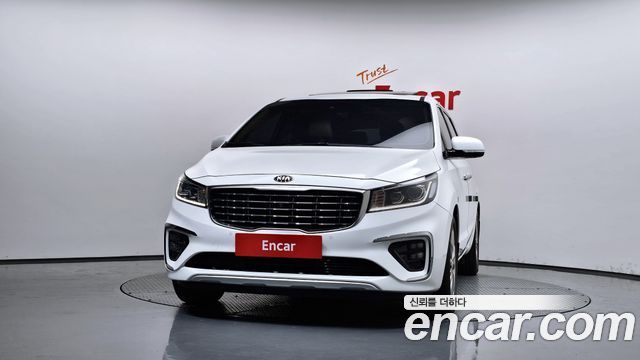 Kia Carnival Gasoline 9-Seater Noblesse Special 2019 — фото 3