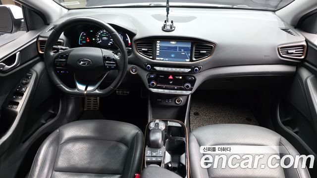 Hyundai Ioniq Electric Q 2018 — фото 7