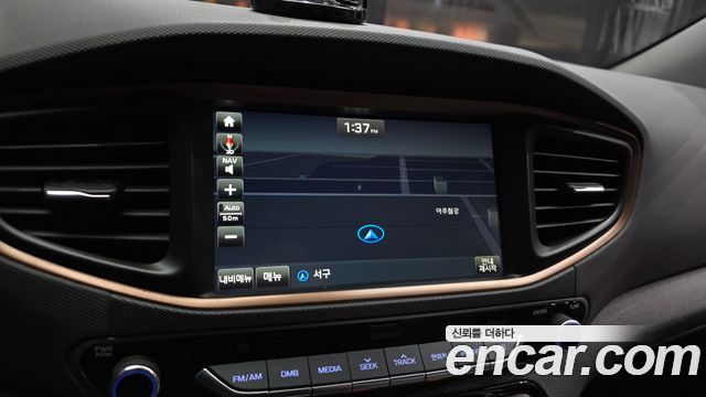 Hyundai Ioniq Electric Q 2018 — фото 15