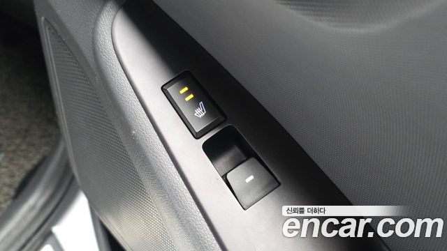 Hyundai Ioniq Electric Q 2018 — фото 19