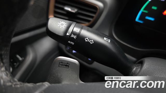 Hyundai Ioniq Electric Q 2018 — фото 28