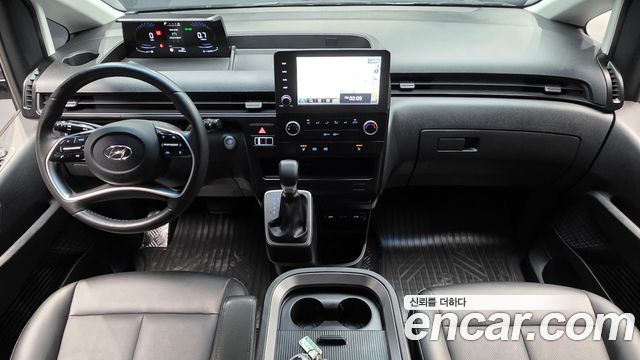 Hyundai Staria L3.5 Cargo 5-Seater Modern 2022 — фото 7