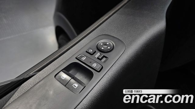 Hyundai Staria L3.5 Cargo 5-Seater Modern 2022 — фото 27