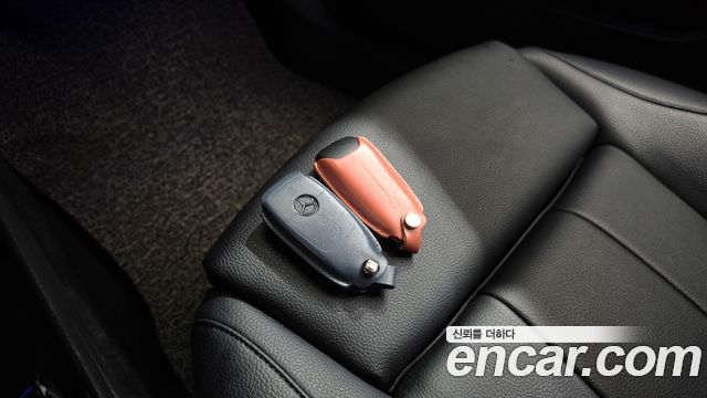 Mercedes-Benz A-Class (W177) A220 Sedan 2021 — фото 15
