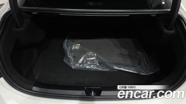 Mercedes-Benz A-Class (W177) A220 Sedan 2021 — фото 17