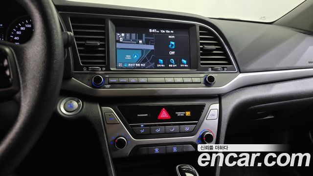 Hyundai Avante (AD) 1.6 GDI Value Plus 2018 — фото 17