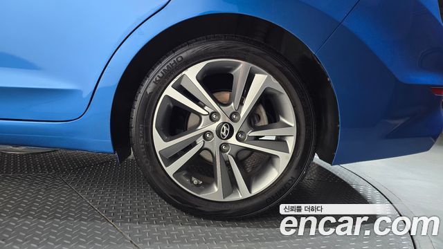 Hyundai Avante (AD) 1.6 GDI Value Plus 2018 — фото 27