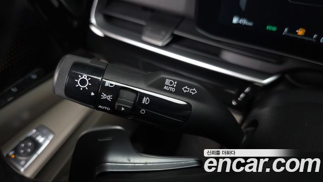 Kia Carnival (IV) Diesel 7-Seater Signature 2025 — фото 31