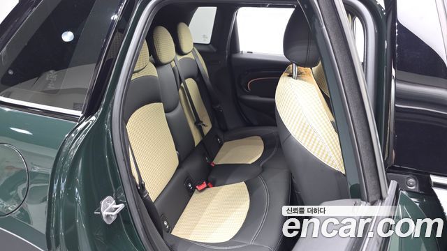MINI Cooper 5Door Resolute Edition 3rd Gen 2023 — фото 15