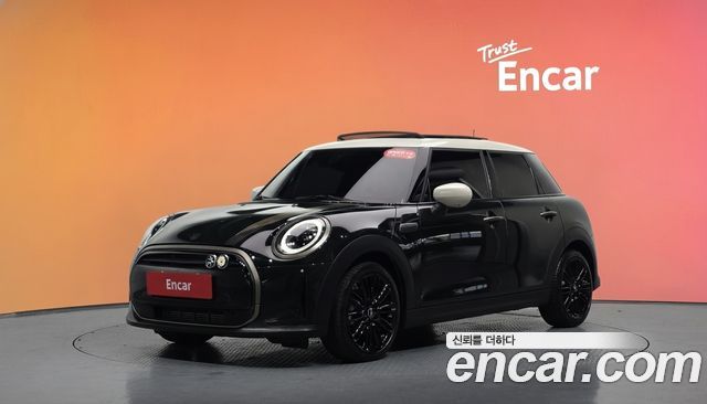 MINI Cooper 5Door Resolute Edition 3rd Gen