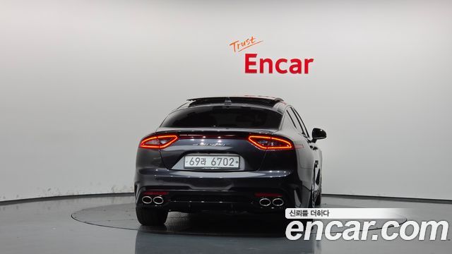 Kia Stinger 2.0 Turbo 2WD Platinum 2019 — фото 4