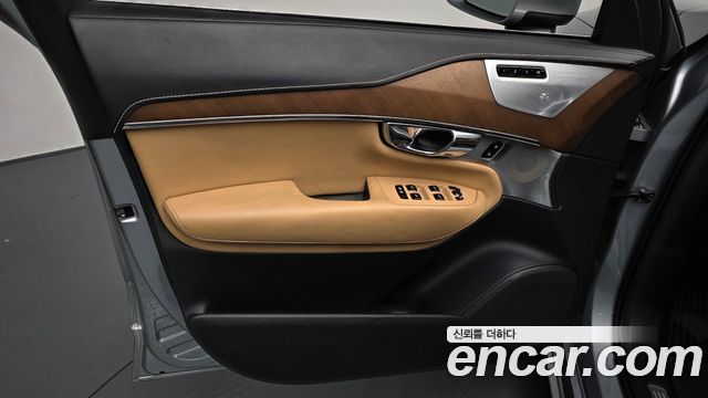Volvo XC90 (II) T6 Inscription 2017 — фото 24