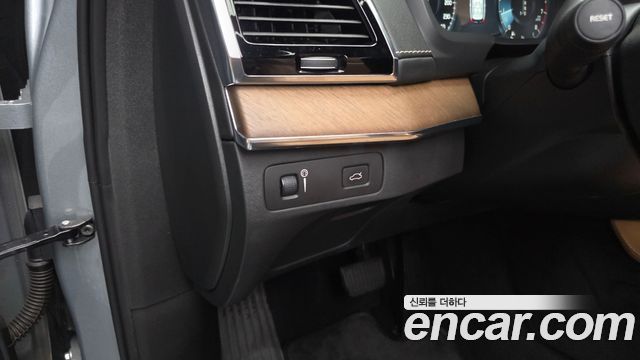 Volvo XC90 (II) T6 Inscription 2017 — фото 31