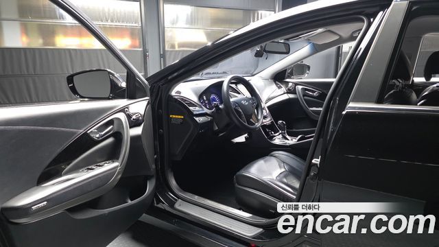 Hyundai Grandeur (HG) HG240 Modern 2014 — фото 10