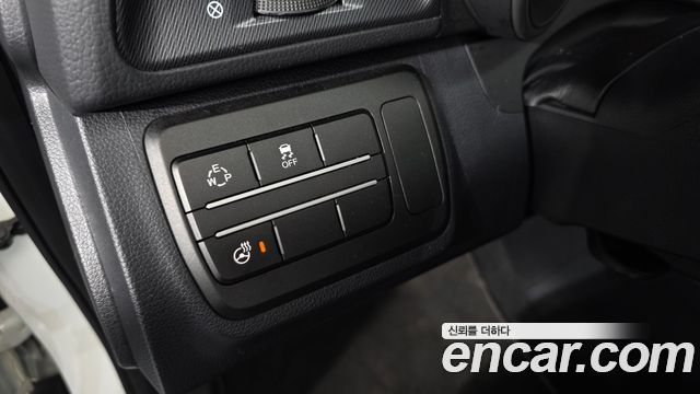 KG Mobility (SsangYong) Tivoli VX 2WD 2017 — фото 22