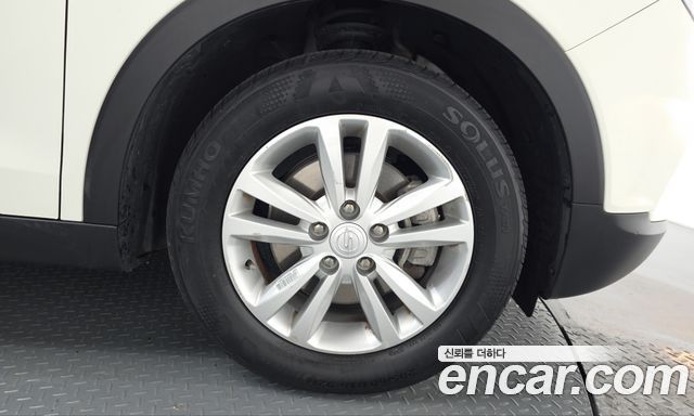KG Mobility (SsangYong) Tivoli VX 2WD 2017 — фото 27