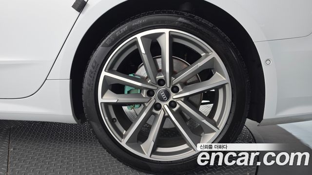 Audi A7 (4K) 55 TFSI Quattro Premium 2020 — фото 21