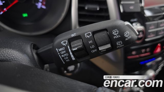 KG Mobility (SsangYong) Tivoli Diesel VX 2WD 2016 — фото 29