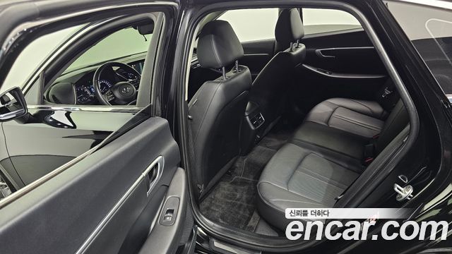 Hyundai Sonata (DN8) 2.0 Premium 2020 — фото 11