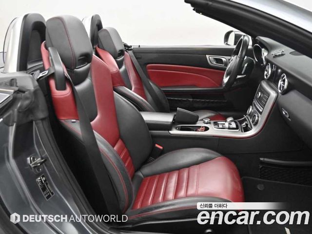 Mercedes-Benz SLC-Class (R172) SLC200 2017 — фото 10