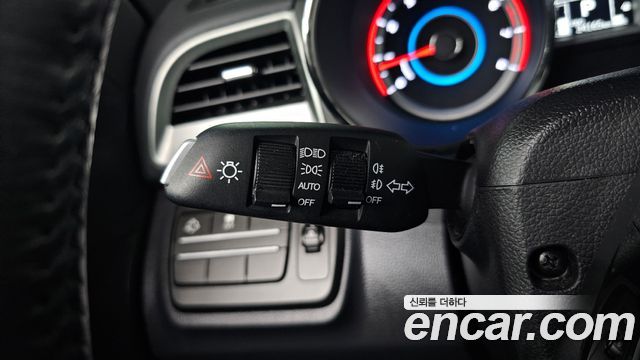 KG Mobility (SsangYong) Tivoli Armor Gear Edition 2WD 2018 — фото 29
