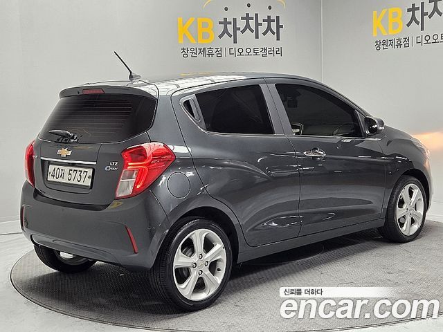 Chevrolet Next Spark LTZ 2017 — фото 5