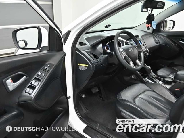 Hyundai Tucson ix Diesel(e-VGT) 4WD Smart 2015 — фото 15