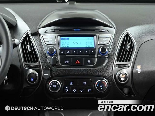 Hyundai Tucson ix Diesel(e-VGT) 4WD Smart 2015 — фото 18