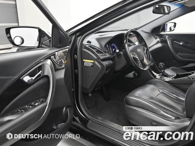 Hyundai Grandeur (HG) HG240 Luxury 2012 — фото 15