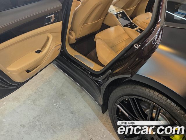 Porsche Panamera (971) 3.0 AWD 2018 — фото 10