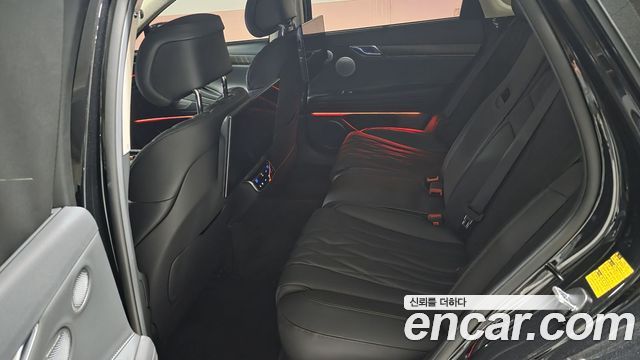 Genesis G80 (RG3) Gasoline 2.5 Turbo AWD 2026 — фото 15