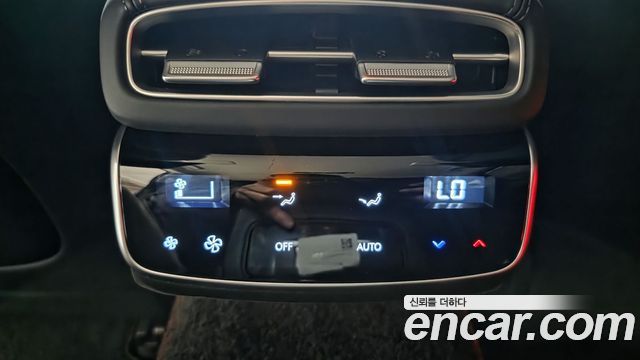 Genesis G80 (RG3) Gasoline 2.5 Turbo AWD 2026 — фото 16