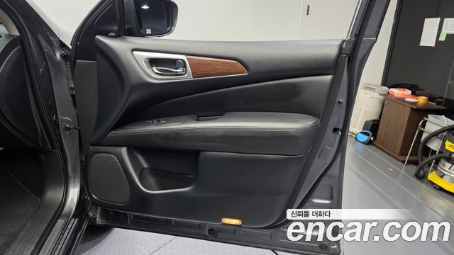 Nissan Pathfinder (IV) 3.5 4WD 2018 — фото 30